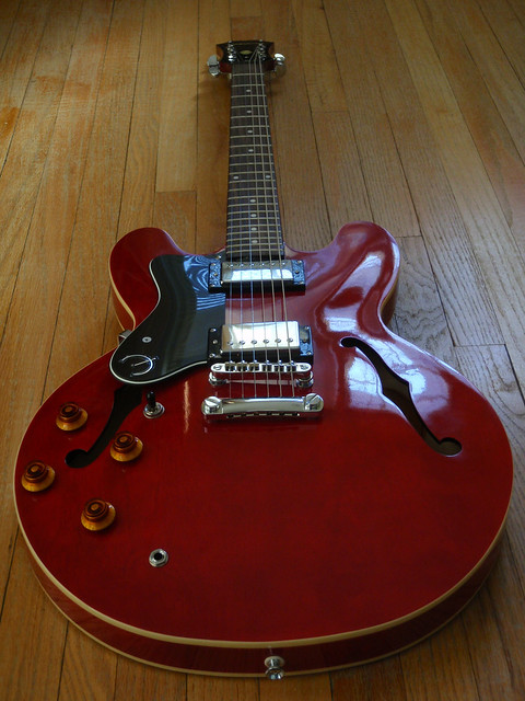 Photo：Red Guitar By Numinosity by Gary J Wood