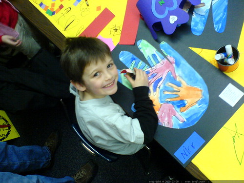 nick the artist in his kindergarten classroom   DSC02351