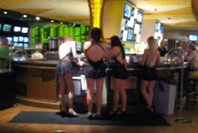part time cocktail waitress pittsburgh rivers casino