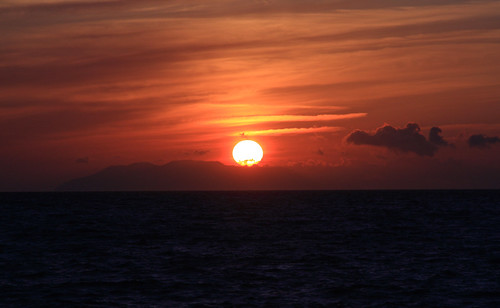 sunset sea sunrise mare waves geotag messina onde stretto straitofmessina zancle76