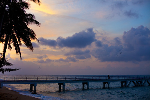 sunset pier malaysia jol cloudscapes pulautioman twop flickrlovers flickradiks