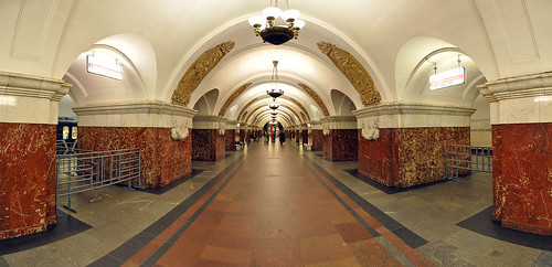 Krasnopresnenskaya Station