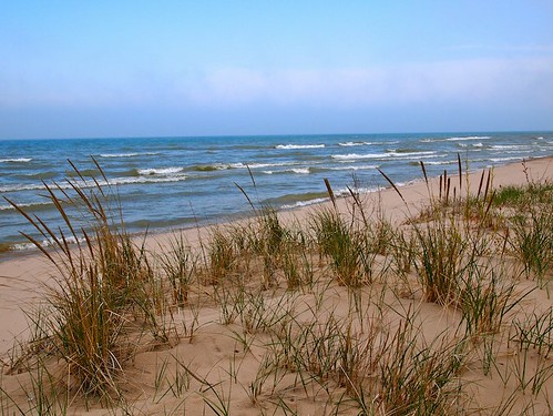 beach nature wisconsin outdoors spring midwest waves hiking dunes shoreline lakemichigan greatlakes shore lakeshore wi sanddunes tworivers manitowoccounty pointbeachstateforest