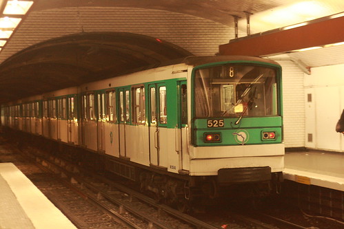 MF67 at Gare du Nord on Line 5