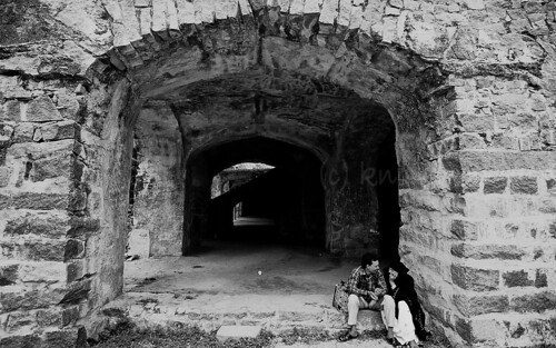 bw film ruins fuji fort candid arches hyderabad pp sensia golconda nikonf4 3570