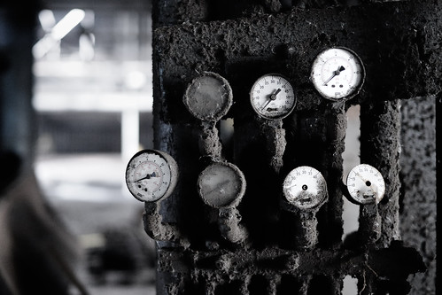 california plant face nikon industrial factory urbandecay pipes sigma grime exploration gauge antioch gauges abandonedbuilding urbex d300 sigma30mmf14 anchorglasscontainer