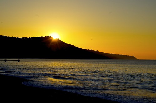 sea sun mer france beach berg silhouette strand sunrise nice frankreich hill côte côtedazur plage nizza colline nissa