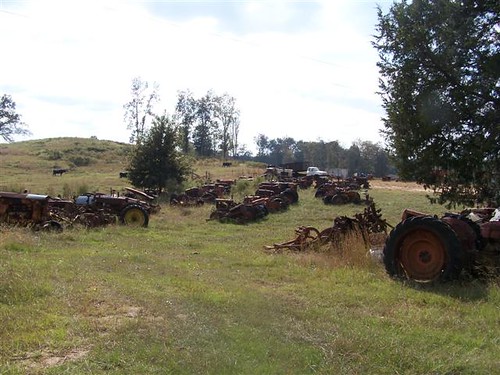tractor antiquetractor avery bfavery junktractors bfaverysons harley130 biilwilliams balwinmississippi