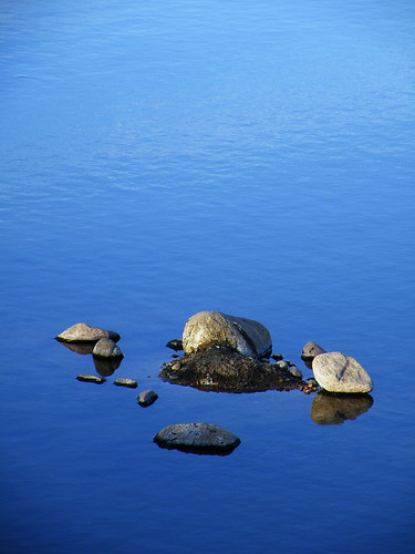 blue water landscape scenery stones minimalism fountaincreekregionalpark mywinners platinumphoto aplusphoto theunforgettablepictures bestminimalshot