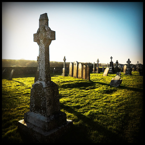 ireland cemetery graveyard canon clonmacnoise tomita irlanda monastero cimitero sigma1020 cluainmhicnóis eos40d marcopreti