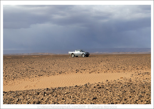 africa car geotagged mar desert 4x4 pickup morocco transportation vehicle l200 mitsubishi allterrain soussmassadrâa geo:lat=2983796600 geo:lon=610414500 deuxchasse