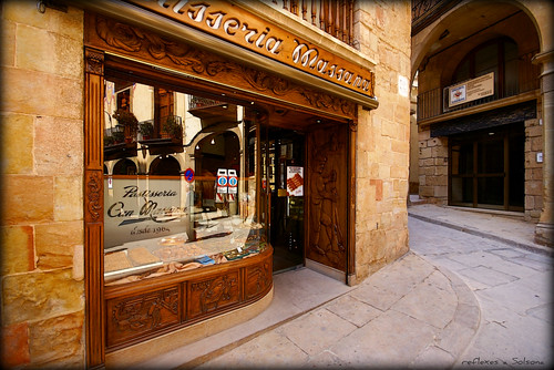 shop catalonia tienda croissant catalunya kdd coca solsona lleida botiga pastelería solsonès sigma1020 pastisseria sonya100 seracat
