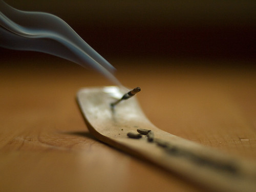 la fumee de l encens aussi nocive que celle de la cigarette gerard girbes flickr