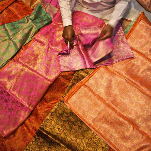 Sari Cloth Seller in New Delhi