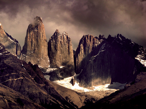 chile patagonia latinamerica southamerica landscape chili south andes torresdelpaine cile montañas paine chilean parquenacional andesmountains austral patagoniachilena cordilleradelosandes patagoniaaustral