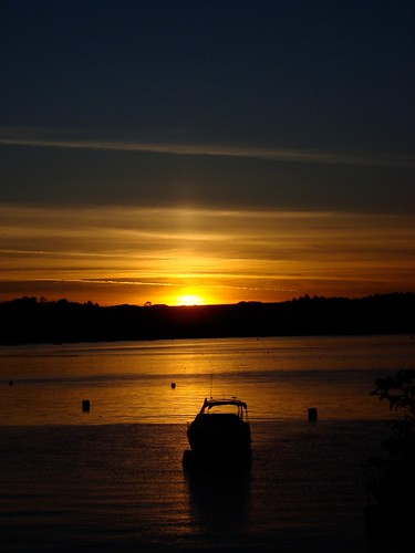 uk sunrise river boat cornwall earlymorning padstow