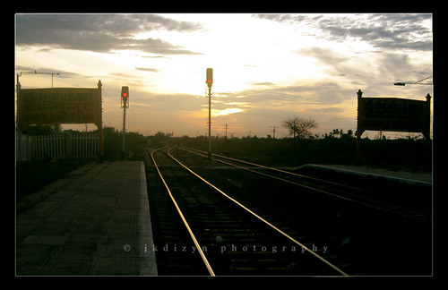 morning sunlight tourism temple railwaystation southindia srivilliputtur jkdizyn