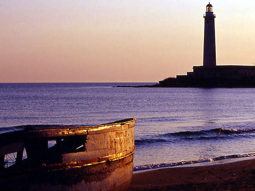 sunset sea lighthouse faro boat barca tramonto mare supershot kartibubbo platinumphoto granitola rgsmare rgsscorci