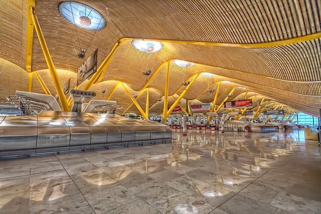 Barajas Madrid Airport T4, Landside HDR