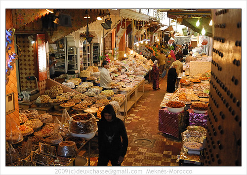 africa fruit geotagged mar market north indoor morocco maroc afrika dried marokko meknèstafilalet syn01 geo:lat=3389268460 geo:lon=556603740 deuxchasse