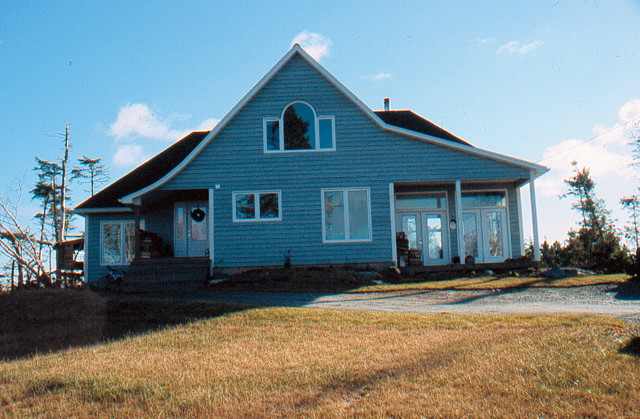 Compact Hilltop Home overlooking Musquodoboit harbour.
