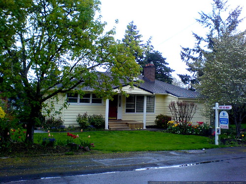 home for sale in our neighborhood   DSC02855