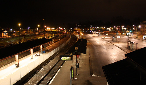 night växjö railroadstation travelcenter resecentrum järnvägsstation 450d