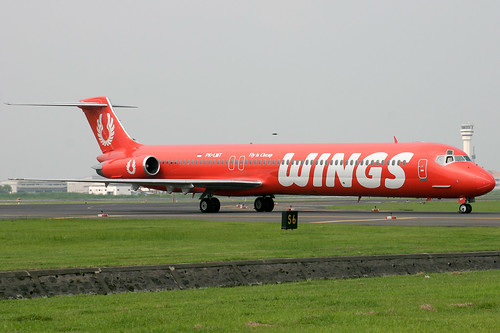 Wings MD-80 arriving at Surabaya