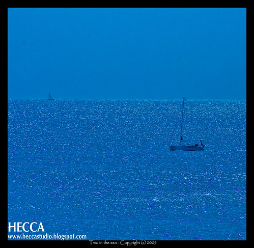 barcelona blue sea españa color colour water azul canon eos rebel mar agua mediterranean mediterraneo catalonia catalunya hdr navegando saling xti hecca twointhesea