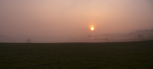 morning fog sunrise farm burkesgarden