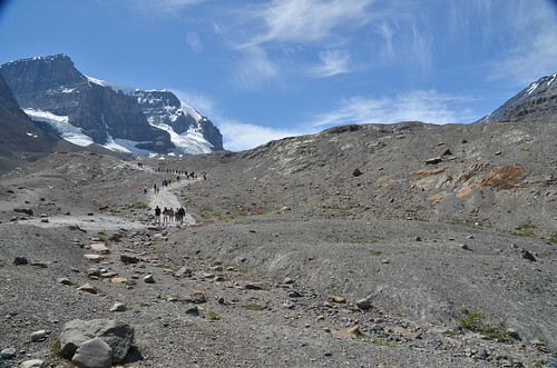 park snow canada mountains ice jasper path sunny columbia glacier national alberta athabasca icefield