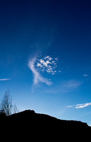 blue españa black color vertical azul clouds contraluz landscape atardecer spain negro paisaje hora nubes catalunya backlighted 2470mm28l pantanodesau canoneos7d jorgepazos