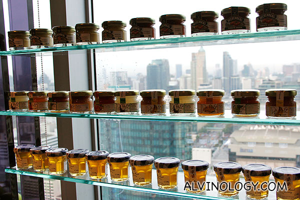 Small jam jars 