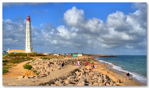 santa lighthouse portugal geotagged faro cabo maria farol olhão geo:lat=36973366980787155 geo:lon=7865471988916397