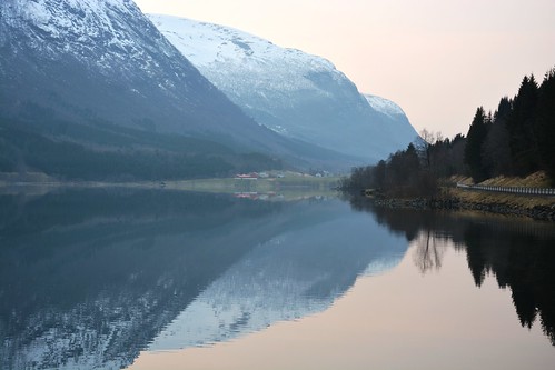 mountains norway norge vestlandet møreogromsdal sykkylven straumgjerde sykkylvsfjorden
