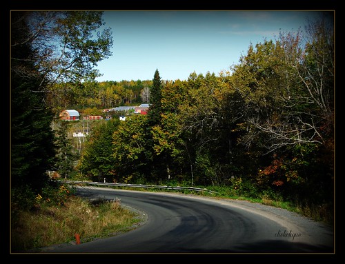 road fall farm hill valley curve beautifulcapture travelpilgrems stelouiseroad