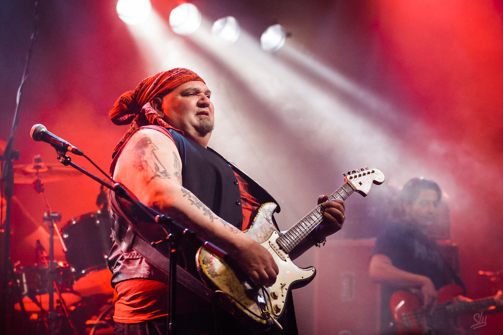 Popa Chubby red