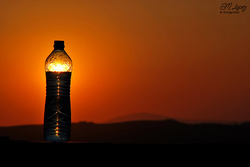 sunset sol contraluz andalucía agua septiembre cielo verano puestadesol botella jaén 2013 alcalálareal