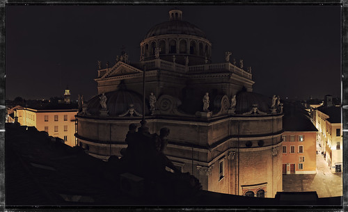 street roof 2 italy streets church architecture night facade canon vintage eos interesting holidays view cathedral pano 85mm 9 tourist tourists architectural full f frame m42 historical 5d parma framing jupiter russian tones tone hugin santamariadellasteccata