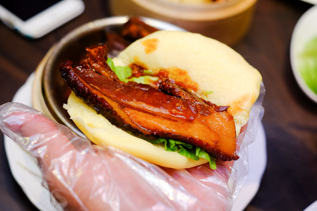 Good Chance Popiah: Stewed Pork with steamed buns (kong ba pao)