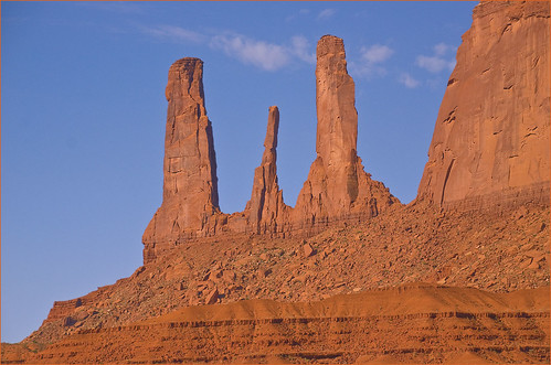 'Three Sisters' -- Monument Valley (UT) August 2013