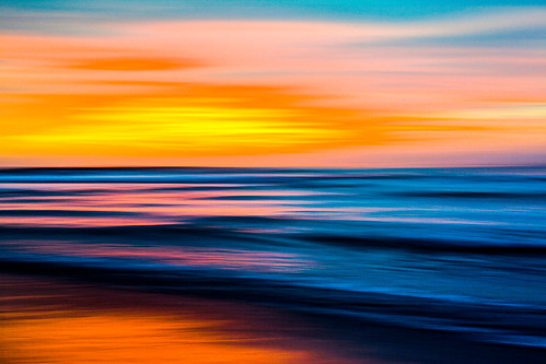 ocean sunset sky sun painterly abstract beach water clouds canon painting photo sand day pacific cloudy icm trujillo peruvian sundried northperu intentionalcameramovement southamericanpainting settingsunhuanchaco geraintrowlandpainterly