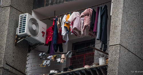 2016 china cropped jingzhou nikon nikond750 nikonfx tedmcgrath tedsphotos vignetting airconditioner laundry clothes balcony bracket haier haierairconditioner