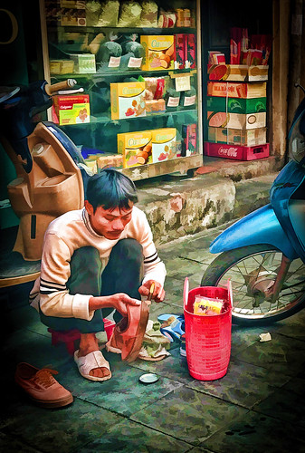characters hanoi holidays impressions mangojouneys people streettraders topazlabs vietnam