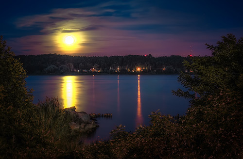 nightphotography moon georgianbay fullmoon owensound paulmurphy greycounty imagegoosecom imagegoose