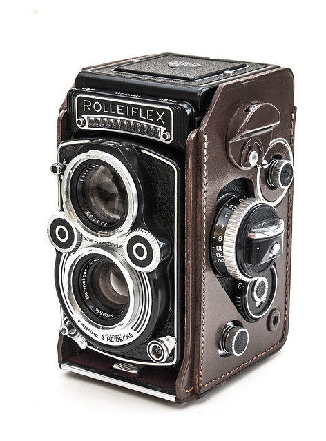 Rolleiflex_3.5_F_Xenotar_TLR_14_leather_ever_ready_case