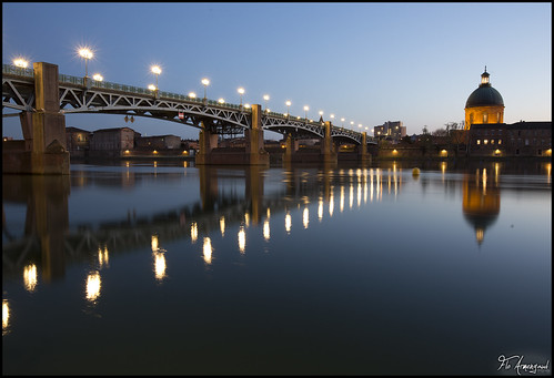 bridge blue sunset grave st night river lights cityscape pierre dome pont toulouse garonne fleuve
