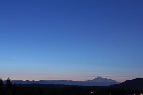 sunrise canon volcano twilight baker mercury orion planet comet mountbaker spica ison starblast 60d Astrometrydotnet:status=solved autotracker Astrometrydotnet:id=nova151745