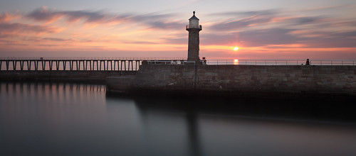 ocean uk pink blue light sea england panorama sun lighthouse house color colour stone wall clouds contrast sunrise fence reflections dark landscape photography dawn reflecting pier wooden seaside twilight warm long exposure mood moody purple image cloudy harbour yorkshire north steps relaxing atmosphere blurred nobody east stop filter whitby ten gb granite blocks ladder extension rise railings atmospheric wispy streaky whispy