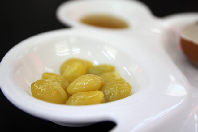 Candied gingko nuts